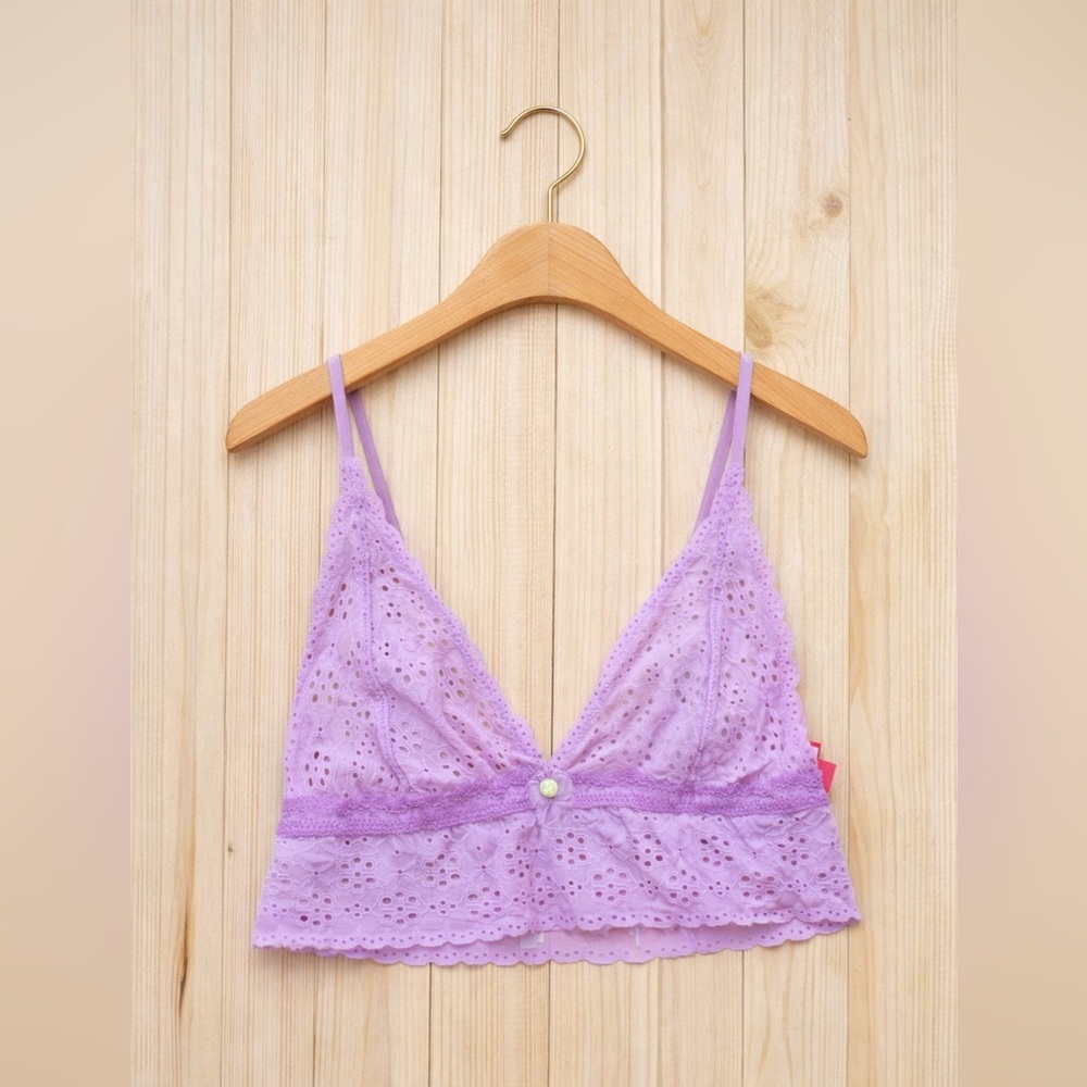 Cosmopolitan Lavender Eyelet Lace Bralette & Panty Set Lingerie NWT Size Medium